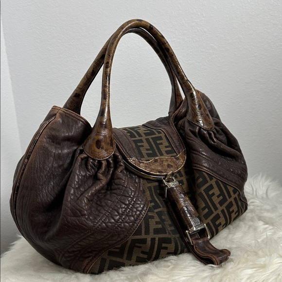💯Authentic Fendi Zucca FF Spy Handbag🍀 - Picture 4 of 17